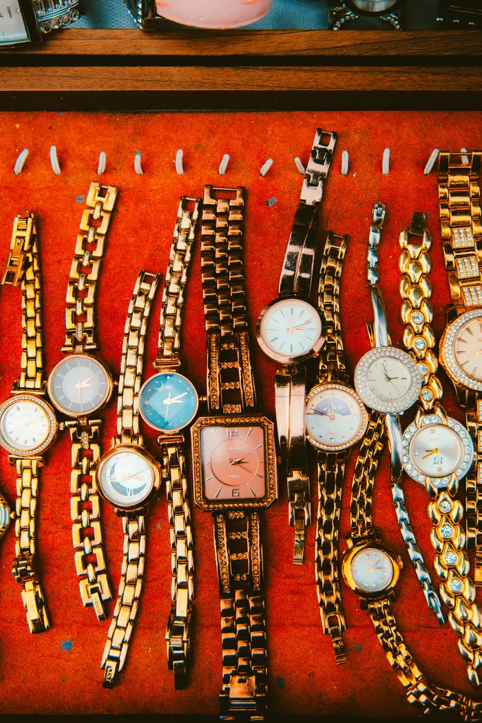 Montres sur velours, Carnet de route, Chinou Eye