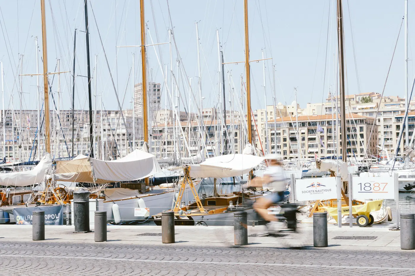 Port voiliers, Carnet de route, Chinou Eye