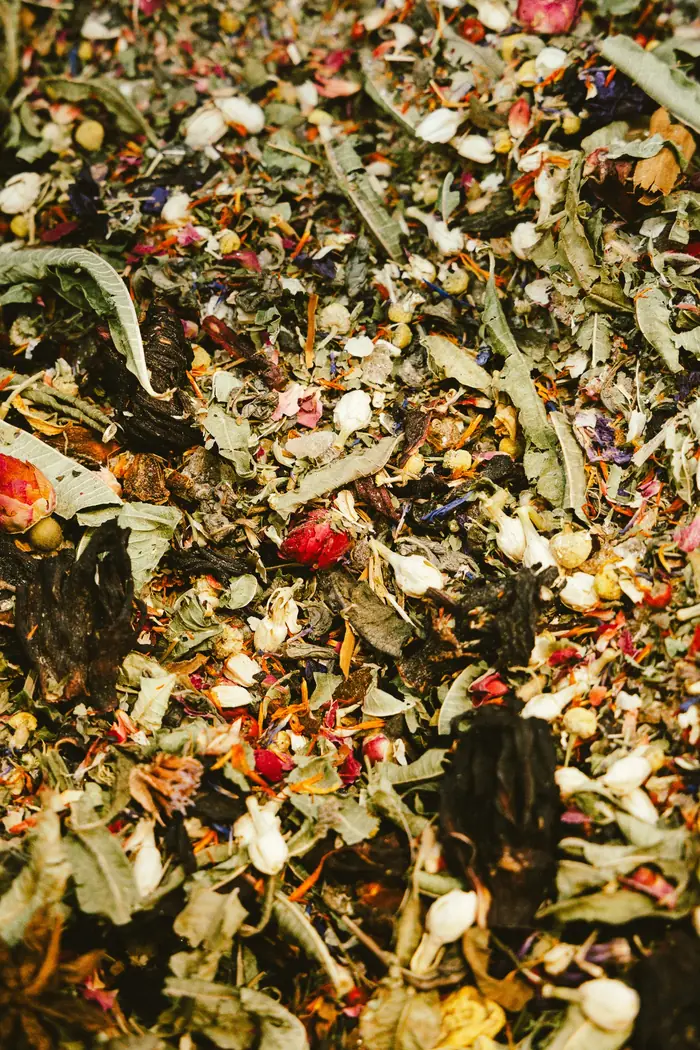 Infusion, mélange de fleurs, produit & packshot, Chinou Eye photographe à Genève